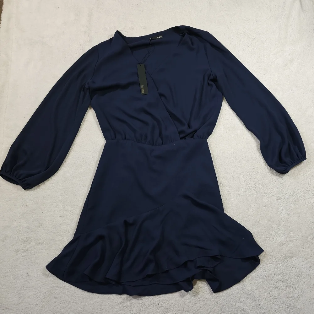 NWT Krisa Long Sleeve Surplice Dress in Navy XS - Picture 4 of 8